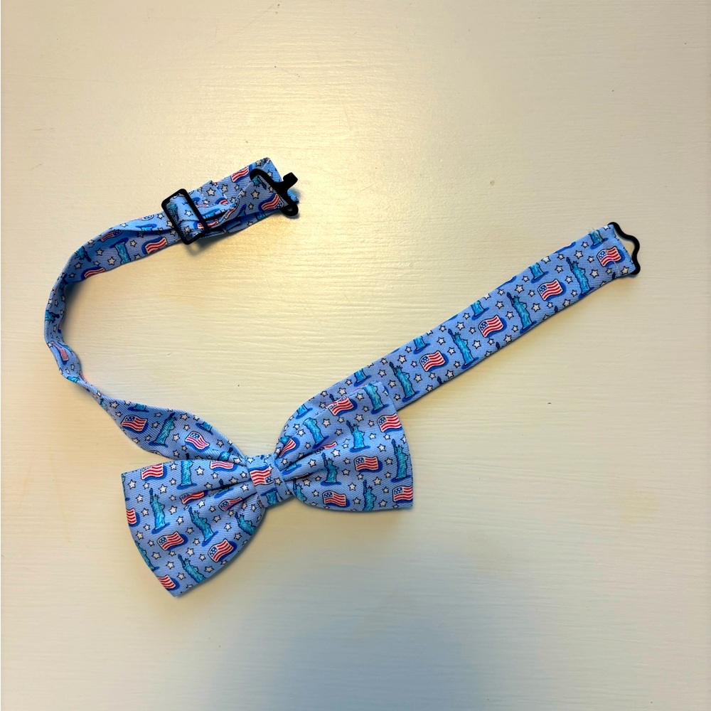 Boys Vineyard Vines Bow Tie